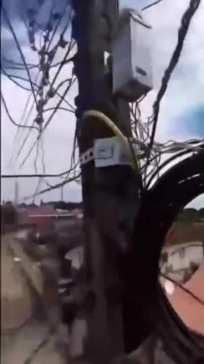 Was probably in the last stage of a LoL match