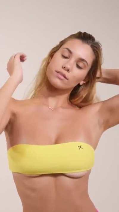 Beauty in yellow top and pink bottom