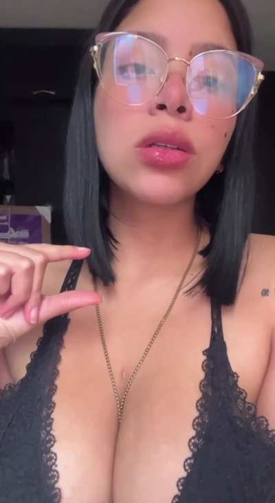 [selling] sexting, video calls, dick rates, customs, pre-made videos and more