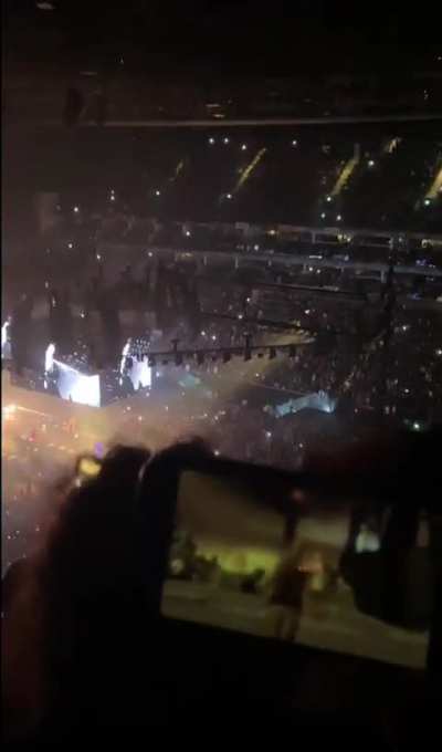 best thing to do at a linkin park concert 