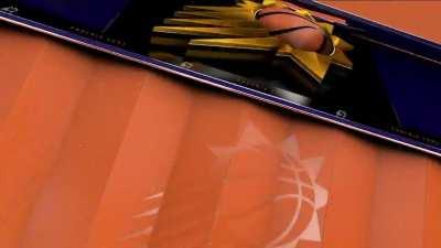 [Highlight] Cam Payne with the uncalled travel and another scoop layup to force a Clippers timeout