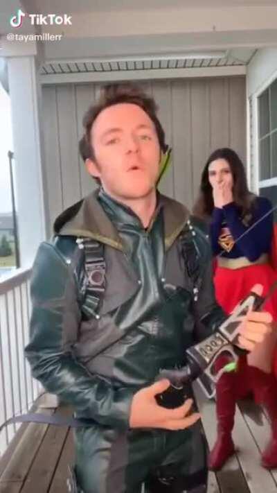 Kara and Oliver vibing