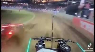 Motorcycle Chariot Racing