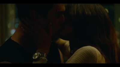 Anne Hathaway making out with a guy 12 years younger than her