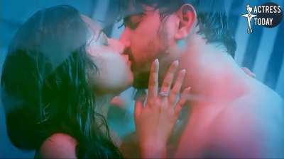 Reem Sameer Shaikh hot scene compilation from new song