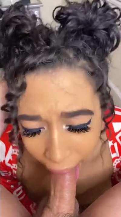 I hope your last Tinder date was this fun