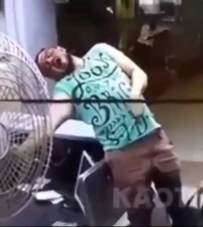 Man Gets Fried To Death After Getting Electrocuted From Touching Metal Fan (NSFW)