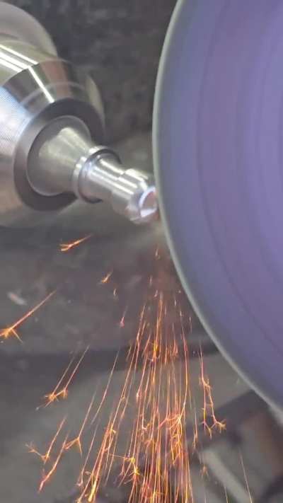 Some call it dangerous, I call it artisanal. How I make the carrapeta of a gaúcha using a grinder and drill.