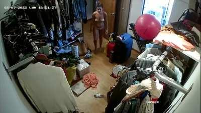 latina naked after her shower