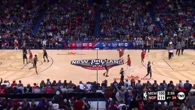 [Highlight] Larry Nance with the Reverse Jam