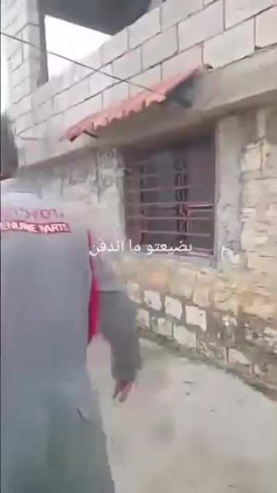 The(بضيعتو ما اندفن) man is back!!