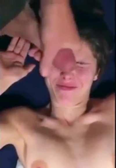 Slut Doesn't Want Facial