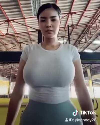 Definitely turning heads at the gym