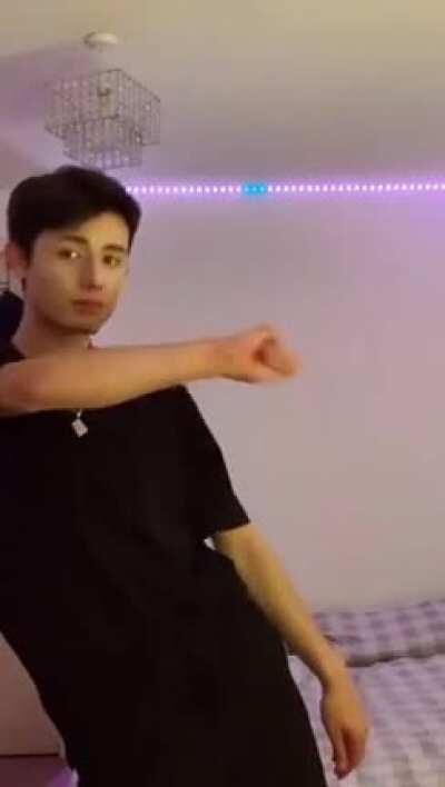 Eu achi ele meio viado