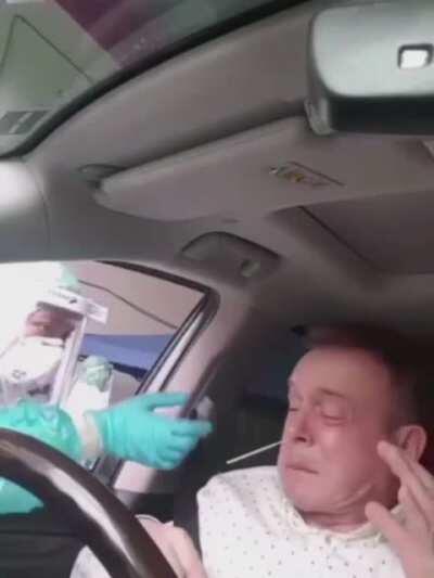 MaN cHoKeD aNd ThEn LoBoToMiZeD bY mAd ScIeNtiSt