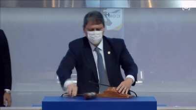 Se bolsonaro for eleito novamente