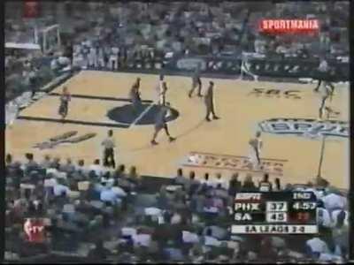 [Highlight] Back-to-back beautiful possessions from Tony Parker and the Spurs (2005 WCF Game 3)