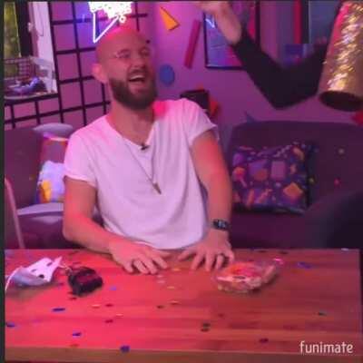 Can we please acknowledge how amazing, inspirational and kind Matt is. He is going threw so much and still putting a smile on so many people’s faces.I appreciate him so much! ❤️