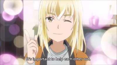 Anzu compared to Hina [Hinamatsuri]