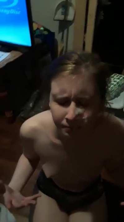 Amateur On Her Knees