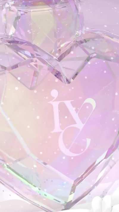 A New Addition To The Prettiest Lightstick Lineup!