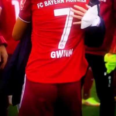 Giulia hat halt echt einfach einen geilen Arsch 😍🍑