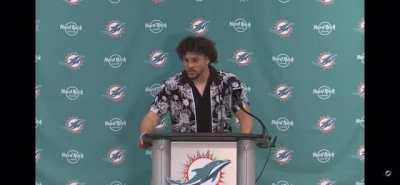 Phillip Lindsay is someone you want on your team 🐬 ☝