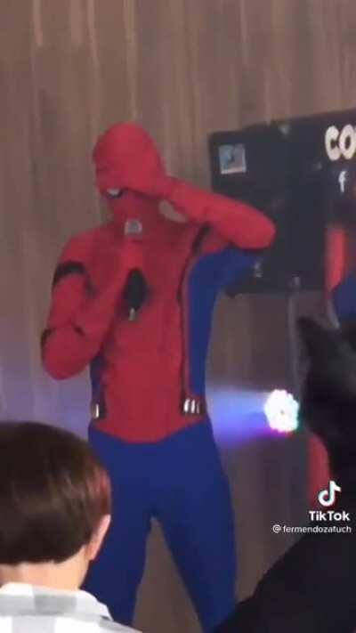 tHaNoS gEtTiNg AtTaCk (BrAin DaMaGe)