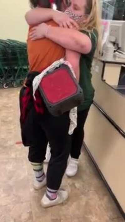 Dollar Tree employee helps woman having mental breakdown