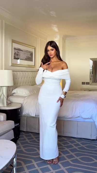 ‘These are must have dresses for December’ | IG December 2024