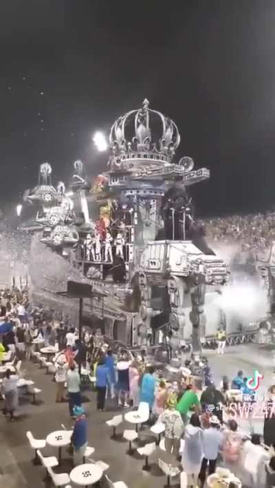 Star Wars carnival float in Brazil