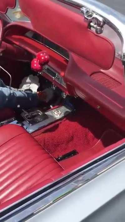 Безрукий водила