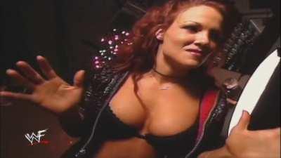 Lita: WWF Magazine Photo Shoot (December 2000)