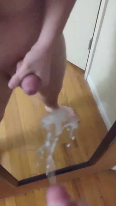 [23] I love blowing a load at the end of the day 😋