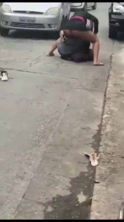 Dude grabbed the wrong purse!