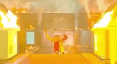 I'm bored rn, post your weirdest Tyler GIFs