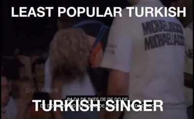 He do be spittin bars doe