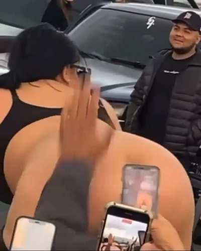 Slutty Latina flashes and twerks at car show