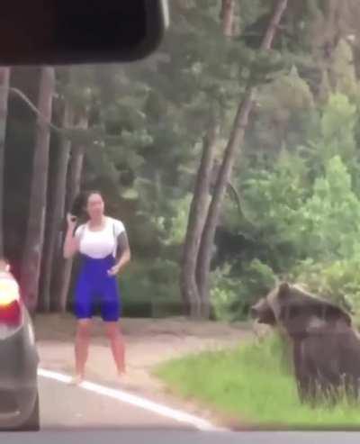 Taking pic with a bear