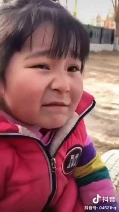 You know what? Even if the music is quite agile, I still feel tears are in my eyes. The fear, the depression of this little girl can be truly felt by me. I am sophisticated at Chinese and I cannot imagine what kind of horrible experience she had been thro