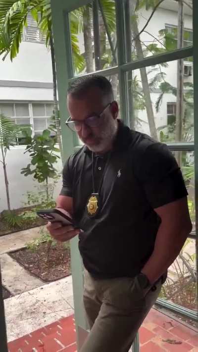 The mayor of Miami Beach sent police to the home of a U.S. citizen after she criticized the Mayor(Steven Meiner) on Facebook over his pro Israel stance.