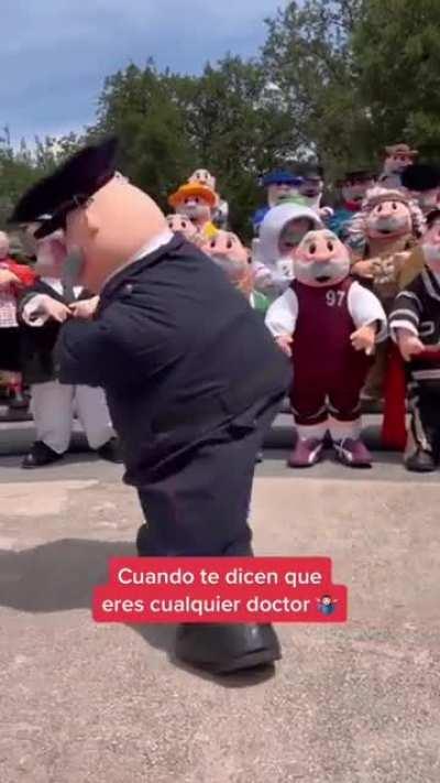 Pharmacy ad, from Chile (Dr. Simi) ... don't really know what's going on.