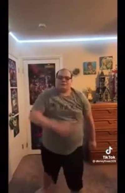 Jesus the second dance is just so damn funny to me, it’s the speed probably