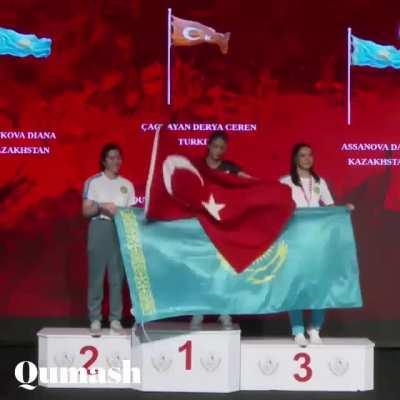 Real life circlejerk