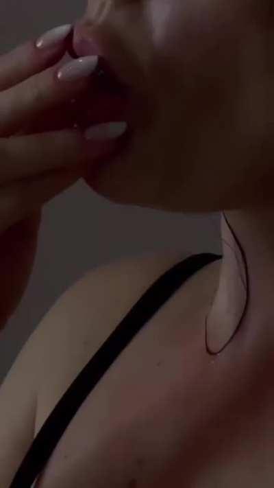 Afifa Ijaaz Super Hot