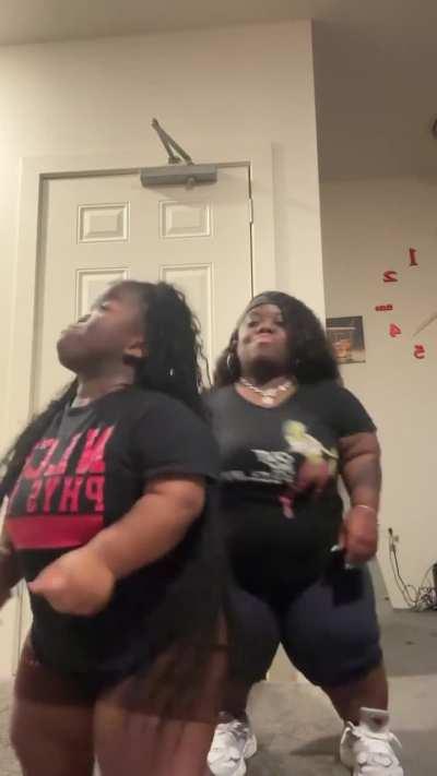 Didnt know Flakko had sisters! Wow, the resemblance is identical!!!