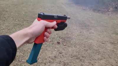Magdumping a 3D printed mag in my 3D printed Glock