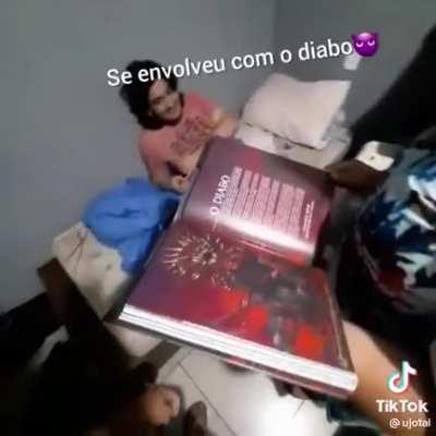 Fiquem longe do RPG do Cellbit