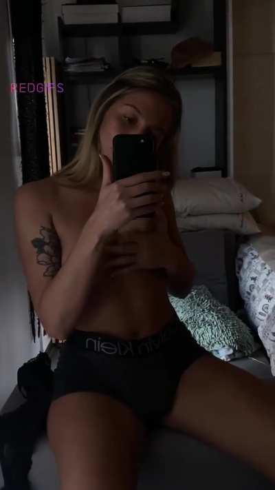 Say one word about my dick and I'll send you more 🍆