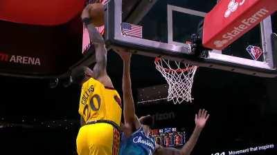 [Highlight] John Collins baptizes Cody Martin with a monster jam